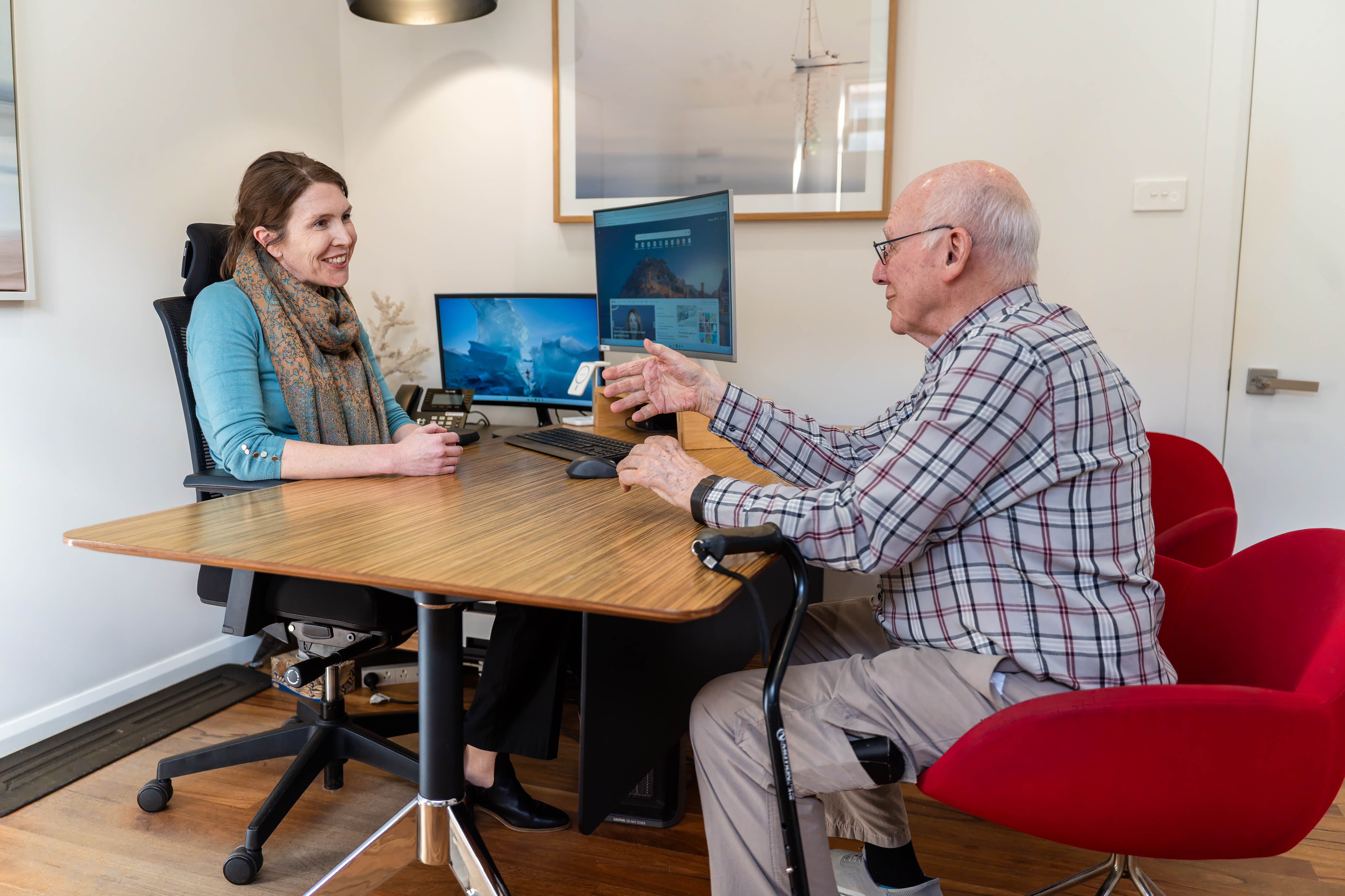 Dr Tess Tonkin consulting with a patient